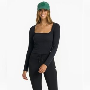 Vuori Women's Long Sleeve Sunrise Square Neck